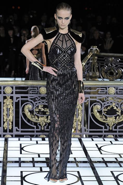 versace haute couture spring summer 2013|Versace Couture Spring 2013: Structured Suiting and Sexy .